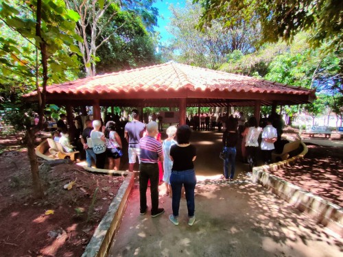 Funda&ccedil;&atilde;o Allan Kardec celebra 99 anos junto da comunidade